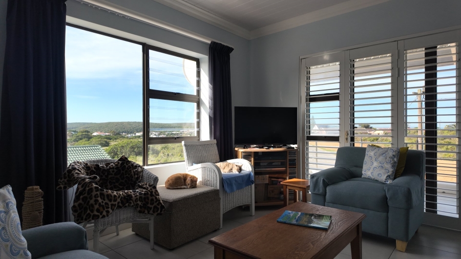 3 Bedroom Property for Sale in Stilbaai Wes Western Cape